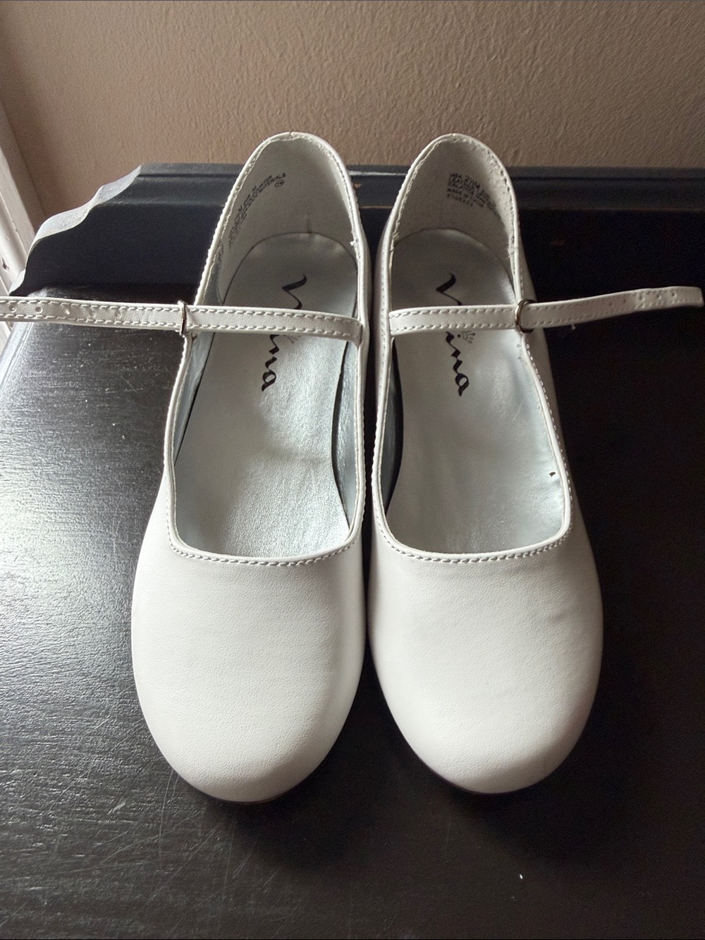 Nina White Girls' Mary Jane Strap Dress Shoes